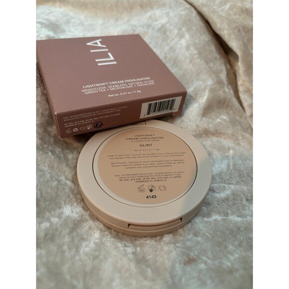 Ilia highlighter glint 7.8g - Picture 4 of 4